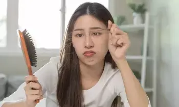 Stop Hair Fall : జుట్టు రాలే సమస్యకు ఈ చిట్కాలతో చెక్ పెట్టండి Stop Hair Fall : జుట్టు రాలే సమస్యకు ఈ చిట్కాలతో చెక్ పెట్టండి