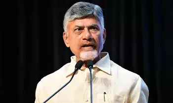 CM Chandrababu: చంద్రబాబు: కొత్త లేబర్ కోడ్స్ ..భారత అభివృద్ధి దిశలో మైలురాయి CM Chandrababu: చంద్రబాబు: కొత్త లేబర్ కోడ్స్ ..భారత అభివృద్ధి దిశలో మైలురాయి