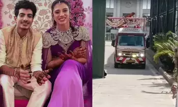 Smriti Mandhana’s Wedding: తండ్రికి గుండెపోటు.. ముహుర్తానికి ముందు ఆగిన స్మృతి మంధాన పెళ్లి Smriti Mandhana’s Wedding: తండ్రికి గుండెపోటు.. ముహుర్తానికి ముందు ఆగిన స్మృతి మంధాన పెళ్లి