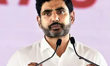 Minister Nara Lokesh: అవమానాలను ఆయుధంగా మార్చుకోండి.. లక్ష్యం దృష్టిలో పెట్టుకుంటే విజయం ఖాయం: లోకేశ్ Minister Nara Lokesh: అవమానాలను ఆయుధంగా మార్చుకోండి.. లక్ష్యం దృష్టిలో పెట్టుకుంటే విజయం ఖాయం: లోకేశ్