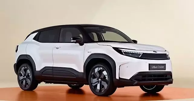 Toyota : టయోటా నుంచి తొలి ఫుల్ ఈవీ..అర్బన్ క్రూయిజర్ బీఈవీ లాంచ్, ఫీచర్లు ఇవే