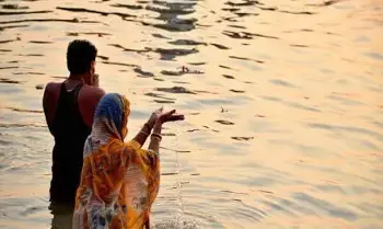 Head Bath Recommended After Funeral Rites: అంత్యక్రియల తర్వాత ఎందుకు తల స్నానం చేయాలి.?