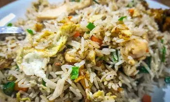 Eating Fried Rice Twice a Week: వారానికి రెండుసార్లు ఫ్రైడ్ రైస్ మీ ఆరోగ్యం అంతే సంగతులు Eating Fried Rice Twice a Week: వారానికి రెండుసార్లు ఫ్రైడ్ రైస్ మీ ఆరోగ్యం అంతే సంగతులు