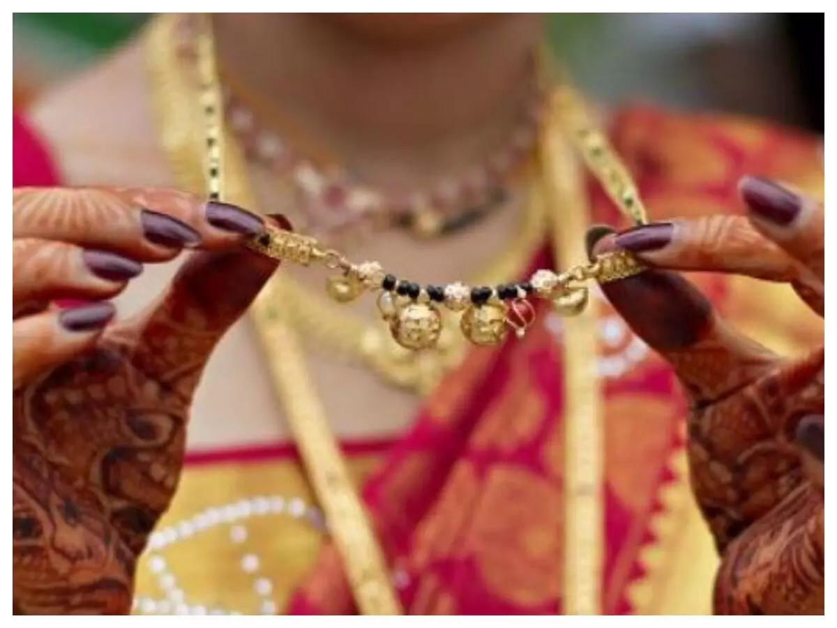 Every Sumangali Must Wear: సుమంగళికి ఉండాల్సిన చిహ్నాలేంటి.?