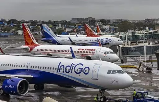 Airbus A320 Software Glitch Sparks Chaos:  ఎయిర్‌బస్ సాఫ్ట్‌వేర్ సమస్యతో విమానాలు ఆలస్యం: ఎయిర్ ఇండియా, ఇండిగో సర్వీసులపై ప్రభావం..