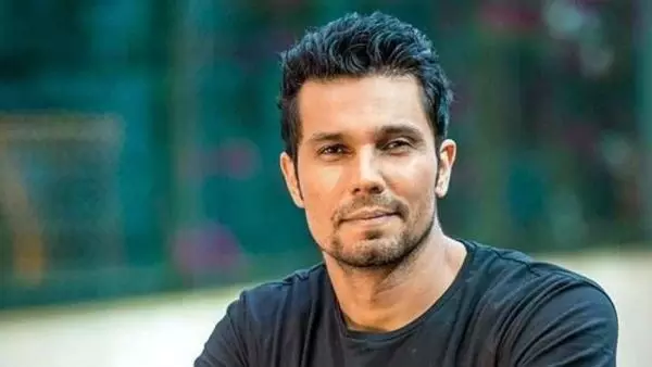 Randeep Hooda and His Wife: శుభవార్త చెప్పిన రణ్‌దీప్ హుడా జంట.. 50 ఏళ్ల వయసులో..
