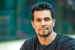 Randeep Hooda and His Wife: శుభవార్త చెప్పిన రణ్‌దీప్ హుడా జంట.. 50 ఏళ్ల వయసులో..