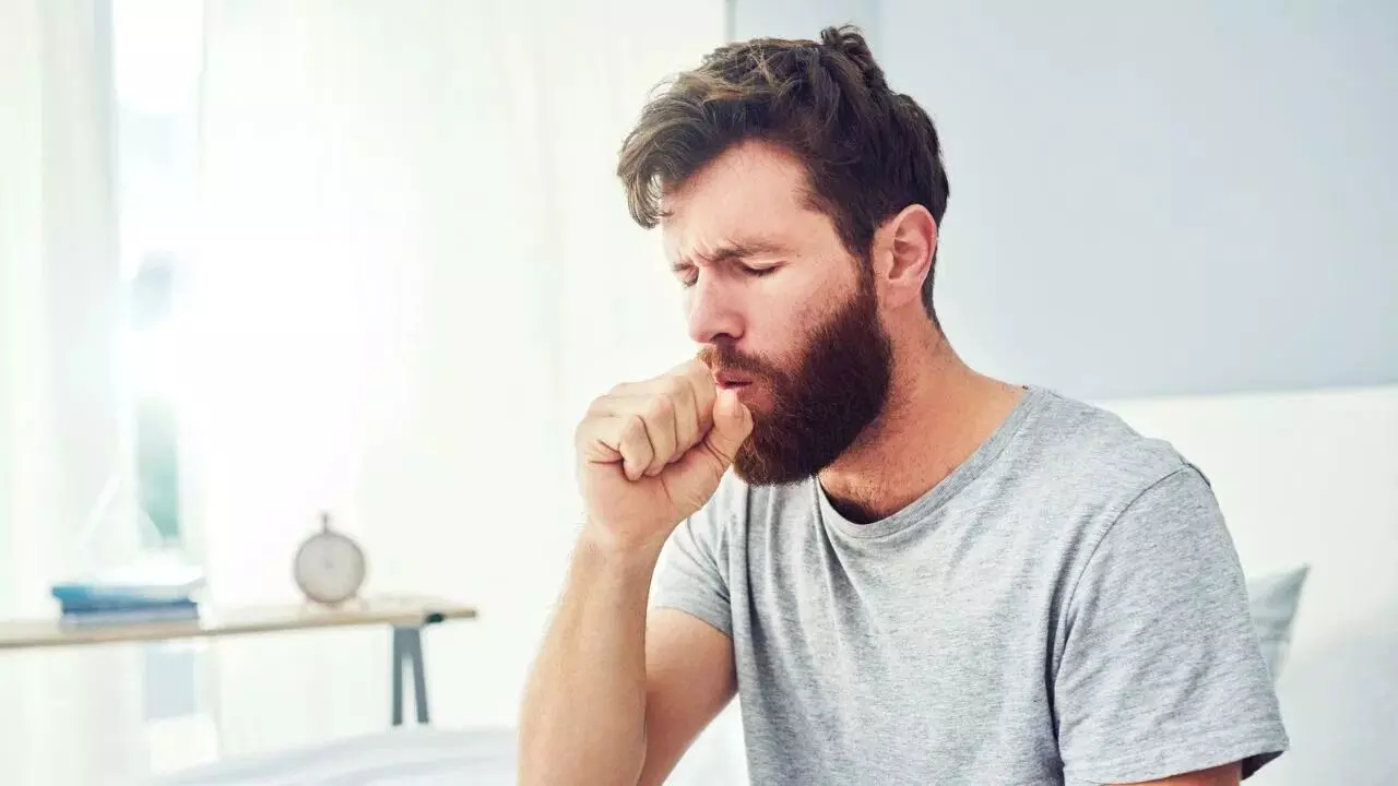 Struggling With Dry Cough in Winter: చలికాలంలో పొడి దగ్గుతో ఇబ్బందా..? ఈ శక్తివంతమైన ఇంటి చిట్కాలతో రిలీఫ్ Struggling With Dry Cough in Winter: చలికాలంలో పొడి దగ్గుతో ఇబ్బందా..? ఈ శక్తివంతమైన ఇంటి చిట్కాలతో రిలీఫ్