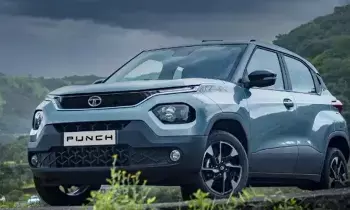 Top Cars Under Rs.7 Lakh : రూ.7 లక్షల బడ్జెట్లో బెస్ట్ కార్లు ఇవే.. డైలీ తిరిగేందుకు ఇవే బెస్ట్ Top Cars Under Rs.7 Lakh : రూ.7 లక్షల బడ్జెట్లో బెస్ట్ కార్లు ఇవే.. డైలీ తిరిగేందుకు ఇవే బెస్ట్