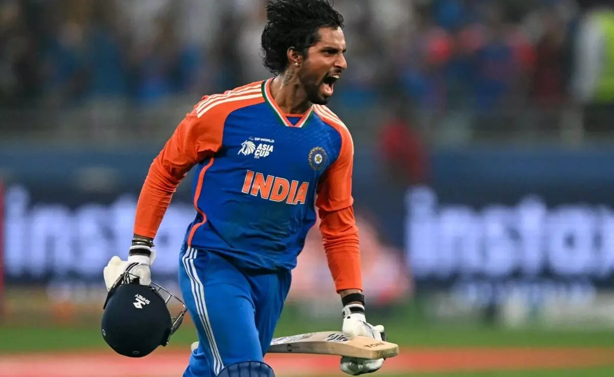 Tilak Varma Likely to Replace Washington Sundar: వాషింగ్టన్ సుందర్ స్థానంలో తిలక్ వర్మకు ఛాన్స్? 2వ వన్డేలో మార్పు తప్పదా? Tilak Varma Likely to Replace Washington Sundar: వాషింగ్టన్ సుందర్ స్థానంలో తిలక్ వర్మకు ఛాన్స్? 2వ వన్డేలో మార్పు తప్పదా?