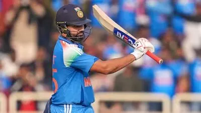 Rohit Sharma Nears Another Major Milestone: చరిత్రకు 41 పరుగులు...మరో మైలురాయికి దగ్గరలో రోహిత్ శర్మ! Rohit Sharma Nears Another Major Milestone: చరిత్రకు 41 పరుగులు...మరో మైలురాయికి దగ్గరలో రోహిత్ శర్మ!