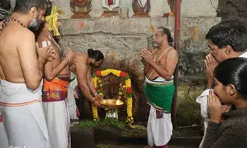 Chakratheertha Mukkoti in Tirumala: తిరుమలలో ఘనంగా చక్రతీర్థ ముక్కోటి Chakratheertha Mukkoti in Tirumala: తిరుమలలో ఘనంగా చక్రతీర్థ ముక్కోటి