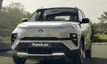 5-Star Safety EVs : సేఫ్టీలో తగ్గేదే లే...భారత NCAPలో 5-స్టార్ రేటింగ్ సాధించిన సూపర్ సేఫ్ కార్లు ఇవే 5-Star Safety EVs : సేఫ్టీలో తగ్గేదే లే...భారత NCAPలో 5-స్టార్ రేటింగ్ సాధించిన సూపర్ సేఫ్ కార్లు ఇవే