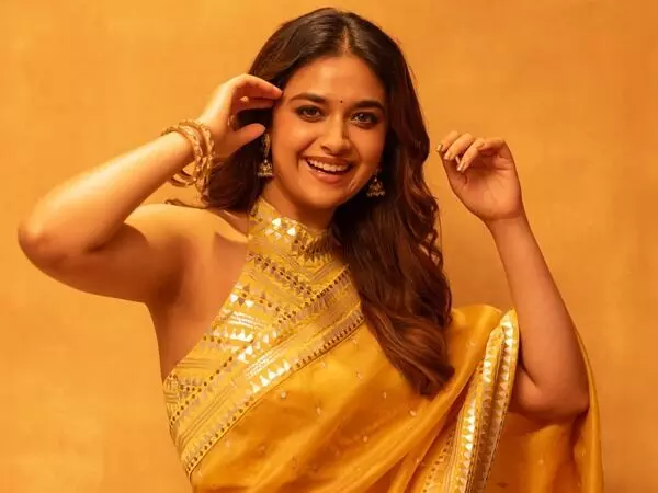 Keerthy Suresh Shares Interesting Insights: కామెడీ చేయడం అతి కష్టం.. కీర్తి సురేష్ ఆసక్తికర వ్యాఖ్యలు Keerthy Suresh Shares Interesting Insights: కామెడీ చేయడం అతి కష్టం.. కీర్తి సురేష్ ఆసక్తికర వ్యాఖ్యలు