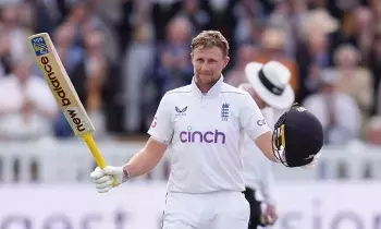 Second Ashes Test: యాషెస్ రెండో టెస్ట్ ..రూట్ సెంచరీ.. ఇంగ్లండ్ 325/9 Second Ashes Test: యాషెస్ రెండో టెస్ట్ ..రూట్ సెంచరీ.. ఇంగ్లండ్ 325/9