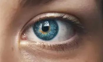 City Life Threatens Eye Health: నగర జీవితం కంటికి శాపం: వాయు కాలుష్యం, స్క్రీన్ల వాడకంతో కంటి సమస్యలు City Life Threatens Eye Health: నగర జీవితం కంటికి శాపం: వాయు కాలుష్యం, స్క్రీన్ల వాడకంతో కంటి సమస్యలు