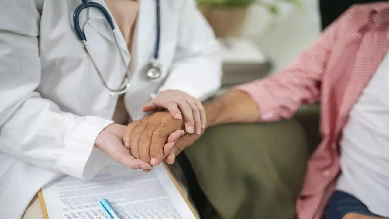 Parkinson’s Rising Even Among Youth: యువతలోనూ పార్కిన్సన్స్ అలజడి.. ప్రారంభ లక్షణాలు విస్మరిస్తే అంతే సంగతులు..