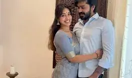 Nivetha Pethuraj Calls Off Wedding: నివేదా పేతురాజ్ పెళ్లి రద్దు..! సోషల్ మీడియాలో ఎంగేజ్మెంట్ ఫోటోలు డిలీట్ Nivetha Pethuraj Calls Off Wedding: నివేదా పేతురాజ్ పెళ్లి రద్దు..! సోషల్ మీడియాలో ఎంగేజ్మెంట్ ఫోటోలు డిలీట్