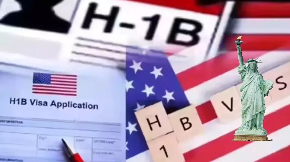 US Vetting Policy Impact: అమెరికా వెట్టింగ్ పాలసీ ప్రభావం: హెచ్-1బీ వీసా అపాయింట్మెంట్లు భారీగా రద్దు.. భారతీయులకు కష్టకాలం US Vetting Policy Impact: అమెరికా వెట్టింగ్ పాలసీ ప్రభావం: హెచ్-1బీ వీసా అపాయింట్మెంట్లు భారీగా రద్దు.. భారతీయులకు కష్టకాలం