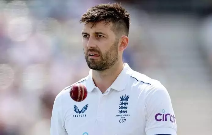 Mark Wood Ruled Out: మార్క్ వుడ్ దూరం: యాషెస్ సిరీస్లో ఇంగ్లాండ్కు తీవ్రమైన ఎదురుదెబ్బ Mark Wood Ruled Out: మార్క్ వుడ్ దూరం: యాషెస్ సిరీస్లో ఇంగ్లాండ్కు తీవ్రమైన ఎదురుదెబ్బ