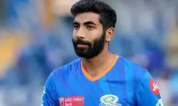 Bumrah Creates History:  బుమ్రా అరుదైన రికార్డు: అంతర్జాతీయ క్రికెట్‌లో 100 వికెట్లు తీసిన తొలి భారత పేసర్
