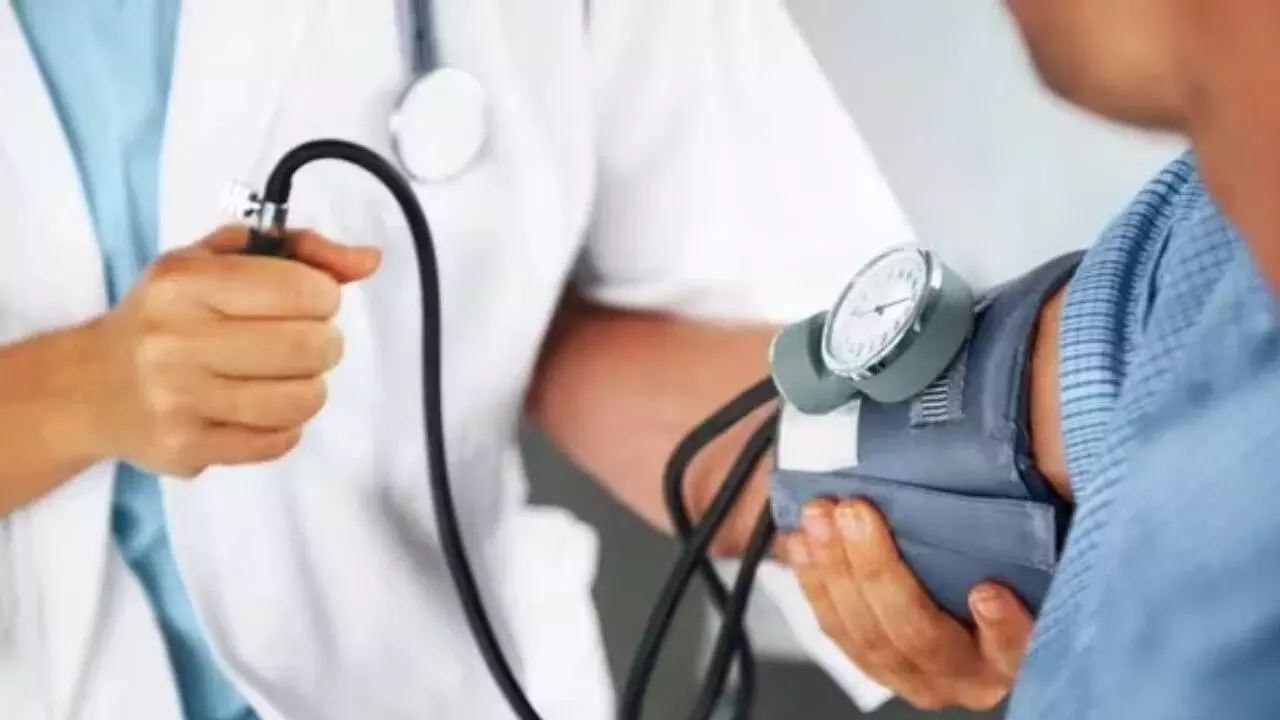 ECHS Treatment : ఈసీహెచ్ఎస్లో కీలక మార్పు..ఉద్యోగులకు కొత్త రేట్లలో ప్రయోజనం ECHS Treatment : ఈసీహెచ్ఎస్లో కీలక మార్పు..ఉద్యోగులకు కొత్త రేట్లలో ప్రయోజనం