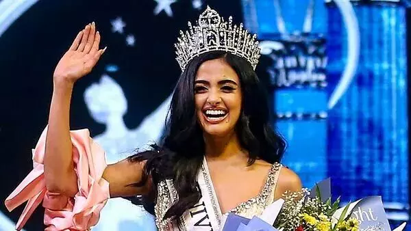 Miss Universe India Ria Singha: టాలీవుడ్ ఎంట్రీ ఇస్తున్న మిస్ యూనివర్స్ ఇండియా రియా సింఘా Miss Universe India Ria Singha: టాలీవుడ్ ఎంట్రీ ఇస్తున్న మిస్ యూనివర్స్ ఇండియా రియా సింఘా