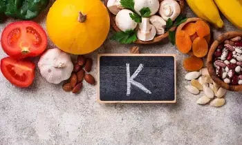Vitamin K Deficiency:  విటమిన్ K లోపం: శరీరంలో కనిపించే ప్రమాదకర లక్షణాలు ఇవే..