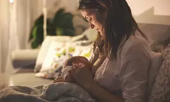 Dream Feeding: డ్రీమ్ ఫీడింగ్ అంటే ఏంటి?..ఎలా ఇవ్వాలి? Dream Feeding: డ్రీమ్ ఫీడింగ్ అంటే ఏంటి?..ఎలా ఇవ్వాలి?