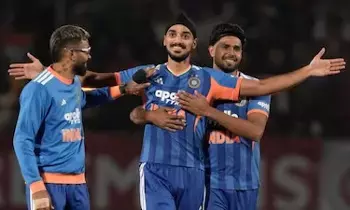 Team India in the third T20: అభిషేక్ శర్మ మెరుపులు.. సౌతాఫ్రికాపై భారత్ ఘన విజయం Team India in the third T20: అభిషేక్ శర్మ మెరుపులు.. సౌతాఫ్రికాపై భారత్ ఘన విజయం