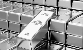 Silver Price : రూ. 2 లక్షలు వెండి ధర..20 ఏళ్లలో భారీగా పెరుగుదల..రికార్డు హైకి కారణాలేంటి?