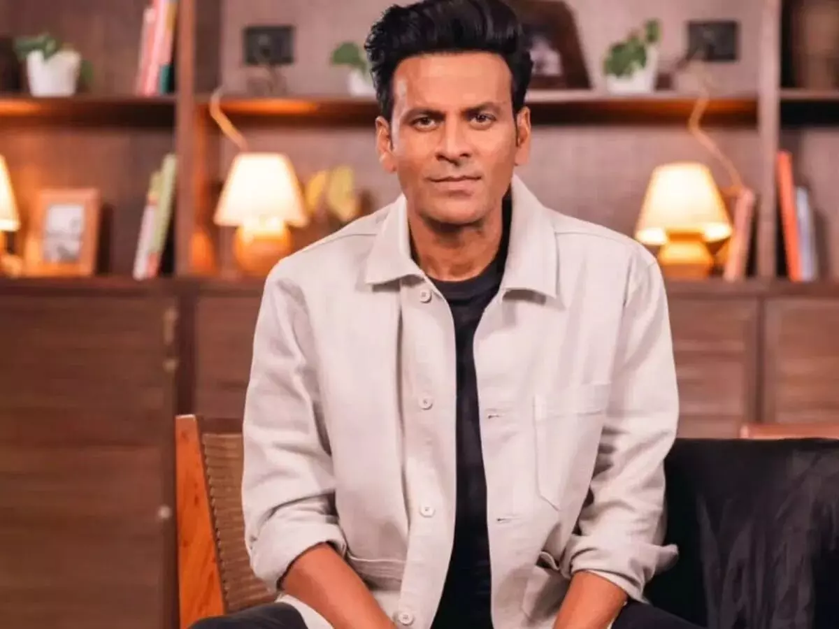 Manoj Bajpayee Makes Sensational Comments: బాలీవుడ్ ఇండస్ట్రీపై మనోజ్ బాజ్పేయీ సంచలన వ్యాఖ్యలు.. Manoj Bajpayee Makes Sensational Comments: బాలీవుడ్ ఇండస్ట్రీపై మనోజ్ బాజ్పేయీ సంచలన వ్యాఖ్యలు..