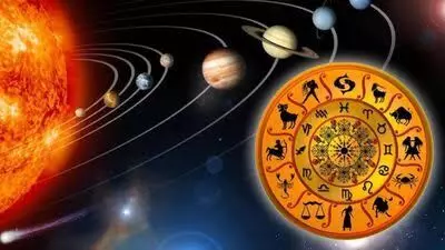 Zodiac Signs: 2026లో ఈ 3 రాశులకు అదృష్టం తలుపు తట్టనుంది.. Zodiac Signs: 2026లో ఈ 3 రాశులకు అదృష్టం తలుపు తట్టనుంది..