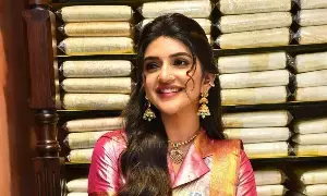 Sreeleela Responds to Viral AI Photos: వైరల్ అవుతున్న AI ఫోటోలపై స్పందించిన శ్రీలీల.. చేతులెత్తి విజ్ఞప్తి!