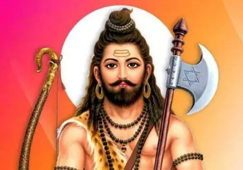 Parashurama Strike His Mother: పరశురాముడు తన తల్లిని ఎందుకు నరికాడు.. ఉన్న అసలు రహస్యం ఇదే Parashurama Strike His Mother: పరశురాముడు తన తల్లిని ఎందుకు నరికాడు.. ఉన్న అసలు రహస్యం ఇదే
