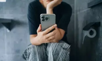 Piles Problem: యువతుల్లో పెరుగుతున్న పైల్స్ సమస్య.. నిర్లక్ష్యం చేస్తే ప్రమాదమే..