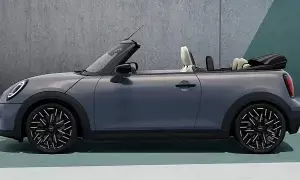 Mini Cooper : ఇండియాలో మిని కూపర్ సునామీ..24 గంటల్లోనే స్టాక్ ఖాళీ..క్యూ కడుతున్న కోటీశ్వరులు Mini Cooper : ఇండియాలో మిని కూపర్ సునామీ..24 గంటల్లోనే స్టాక్ ఖాళీ..క్యూ కడుతున్న కోటీశ్వరులు