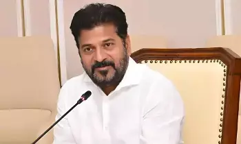 CM Revanth Reddy Issues Key Directives: అధికారుల పనితీరు మరింత ఎక్కువగా మెరుగుపడాలి: సీఎం రేవంత్ రెడ్డి కీలక ఆదేశాలు
