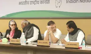 Congress CWC Meeting: ఢిల్లీలో కాంగ్రెస్ సీడబ్ల్యూసీ కీలక సమావేశం ప్రారంభం