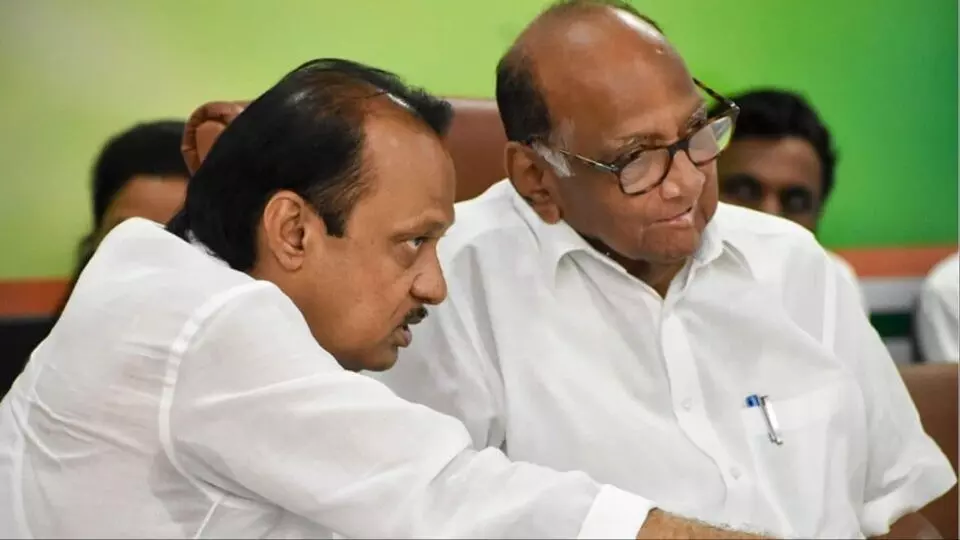 Pawar Family Reunites: పవార్ కుటుంబం పునరేకీకరణ: అజిత్-శరద్ పవార్ పక్షాల మధ్య స్థానిక ఎన్నికలకు పొత్తు Pawar Family Reunites: పవార్ కుటుంబం పునరేకీకరణ: అజిత్-శరద్ పవార్ పక్షాల మధ్య స్థానిక ఎన్నికలకు పొత్తు