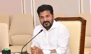 CM Revanth Reddy: బీఆర్‌ఎస్‌ ఆత్మరక్షణ పోరాటంలో ఉంది: సీఎం రేవంత్‌రెడ్డి