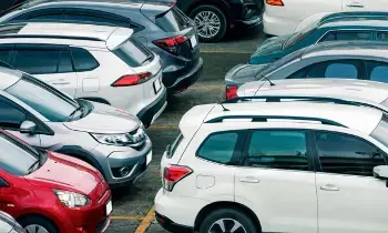 Compact Cars: తొలి కార్ కొనుగోలుదారుల్లో మళ్లీ ఆసక్తి పొందుతున్న కాంపాక్ట్ కార్లు