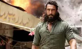 Centre Gives Shock to Dhurandhar:ధురంధర్కు కేంద్రం షాక్.. ఆ పదాలపై సెన్సార్ కత్తెర.. Centre Gives Shock to Dhurandhar:ధురంధర్కు కేంద్రం షాక్.. ఆ పదాలపై సెన్సార్ కత్తెర..