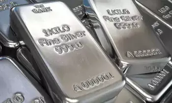 Silver Prices : బంగారం అరాచకం..వెండి విశ్వరూపం..తులం ధర వింటే కళ్ళు తిరగాల్సిందే