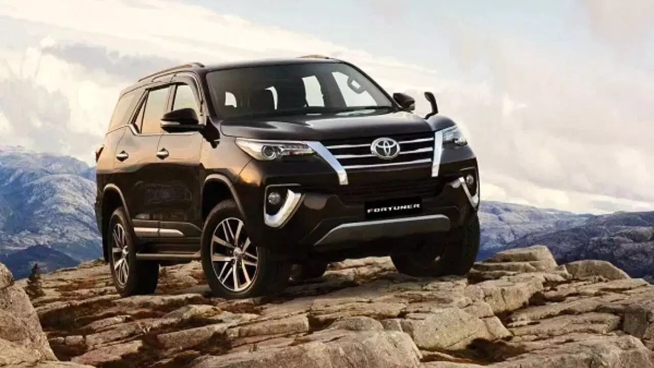 Toyota : టయోటా ఊచకోత..రికార్డులన్నీ బద్ధలు.. ఏకంగా 3.88 లక్షల కార్లు విక్రయం! Toyota : టయోటా ఊచకోత..రికార్డులన్నీ బద్ధలు.. ఏకంగా 3.88 లక్షల కార్లు విక్రయం!