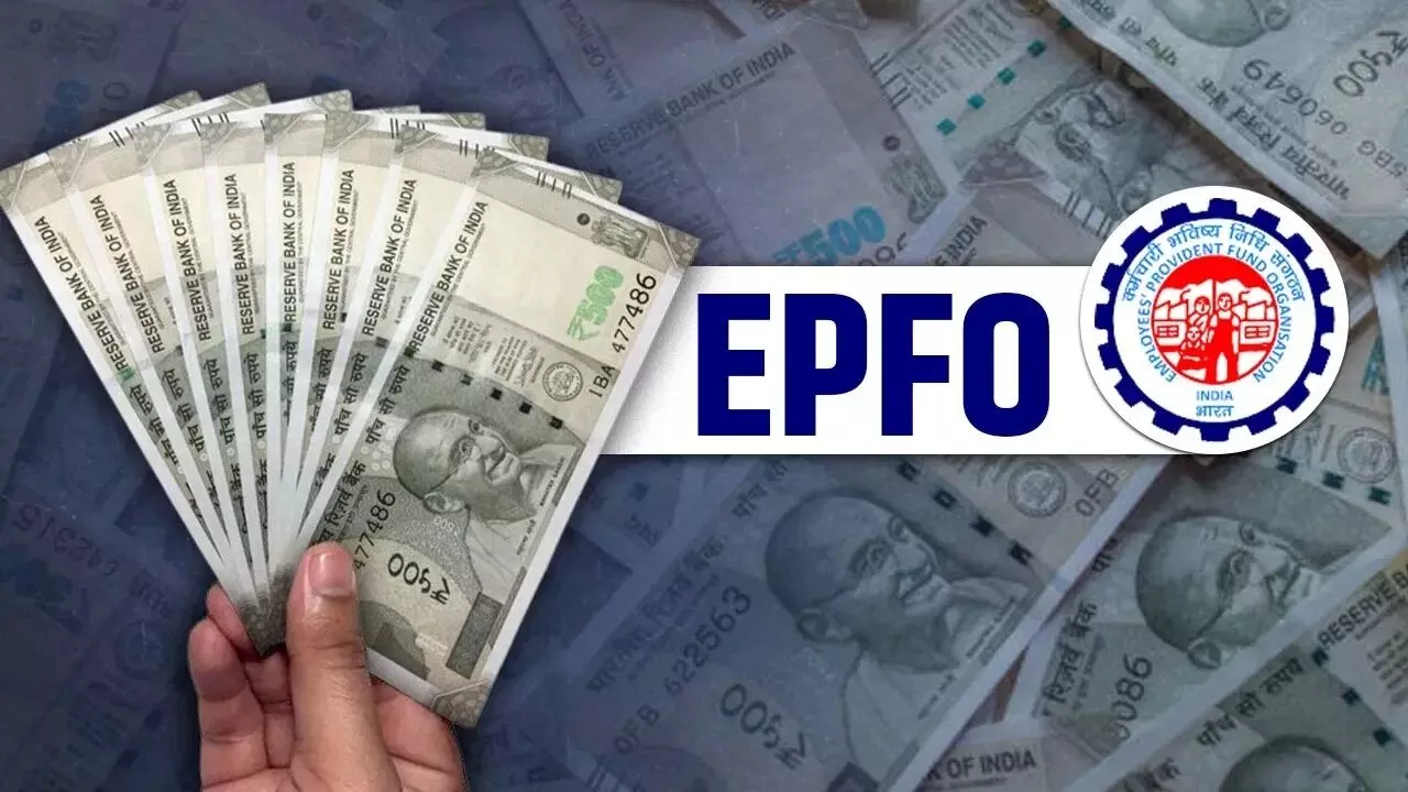 EPFO : ప్రైవేట్ ఉద్యోగులకు సుప్రీంకోర్టు బంపర్ ఆఫర్..ఇక పీఎఫ్ జీతం పెరగడం ఖాయం EPFO : ప్రైవేట్ ఉద్యోగులకు సుప్రీంకోర్టు బంపర్ ఆఫర్..ఇక పీఎఫ్ జీతం పెరగడం ఖాయం