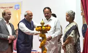 Venkaiah Naidu: శాస్త్రీయ దృక్పథాన్ని సమాజానికి చేర్చాలి: వెంకయ్య నాయుడు Venkaiah Naidu: శాస్త్రీయ దృక్పథాన్ని సమాజానికి చేర్చాలి: వెంకయ్య నాయుడు