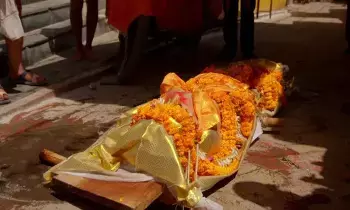 Speaking Ill of the Dead: చనిపోయిన వారి గురించి చెడుగా మాట్లాడుతున్నారా..? అయితే ఈ కర్మ ఫలాలు తప్పవు!