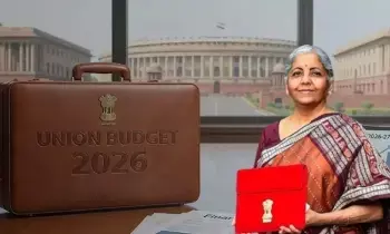 Budget 2026 : మధ్యతరగతికి భారీ షాక్..పాత పద్ధతిలో ట్యాక్స్ కట్టడం ఇక కుదరదా?
