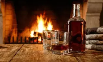 Old Monk : గడ్డకట్టే చలికి గుడ్ బై చెప్పేయండి..355 రూపాయలకే చుక్కా, ముక్కా రెడీ